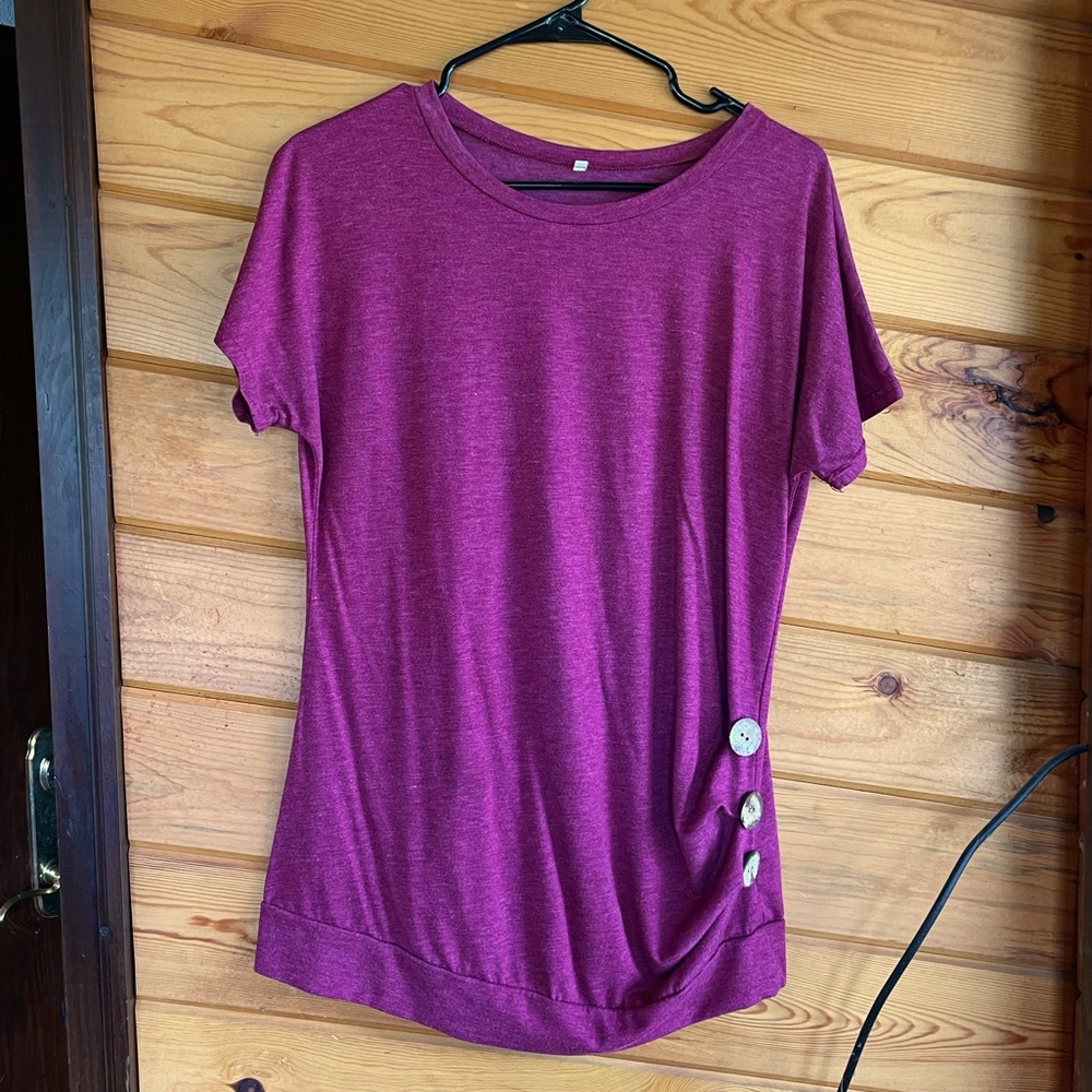 Amazon • Magenta Maternity Top • Women's Medium